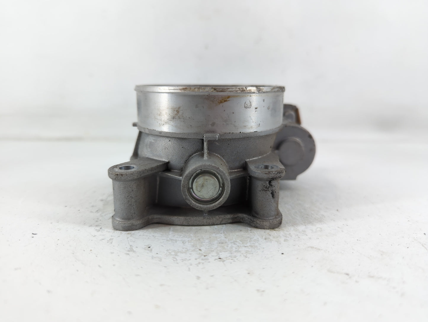 2014-2022 Chevrolet Silverado 1500 Throttle Body P/N:12678224 Fits Fits 2014 2015 2016 2017 2018 2019 2020 2021 2022 OEM Used Auto Parts - Oemusedautoparts1.com