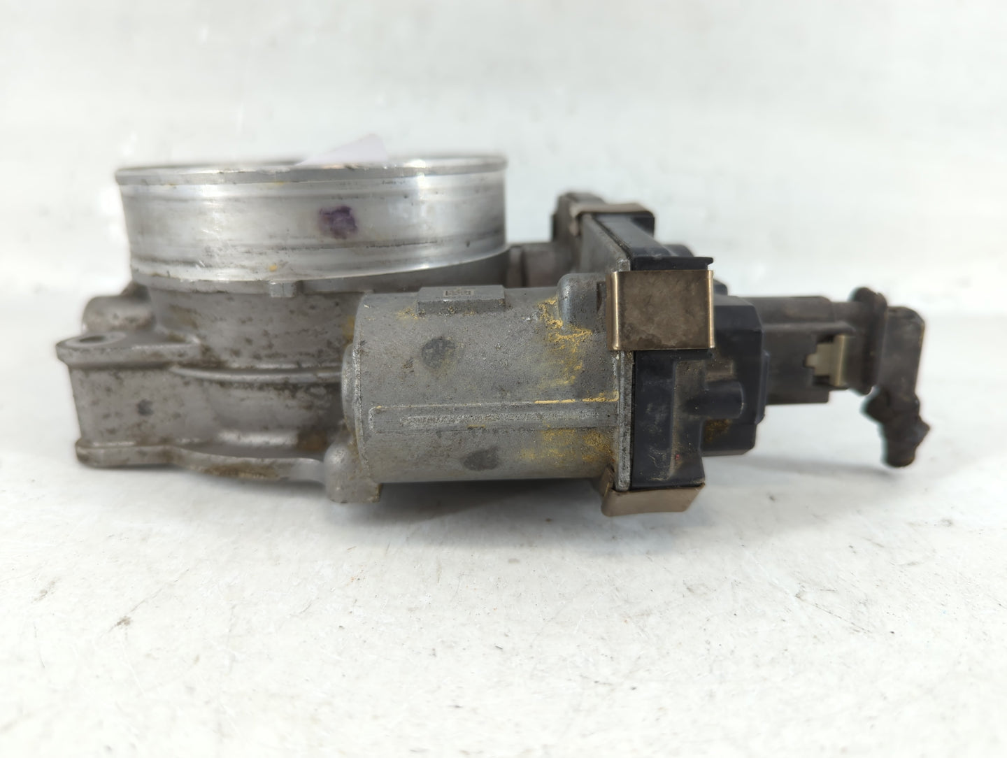 2016-2019 Gmc Savana 2500 Throttle Body P/N:12678312 Fits Fits 2014 2015 2016 2017 2018 2019 2020 2021 2022 OEM Used Auto Parts - Oemusedautoparts1.com