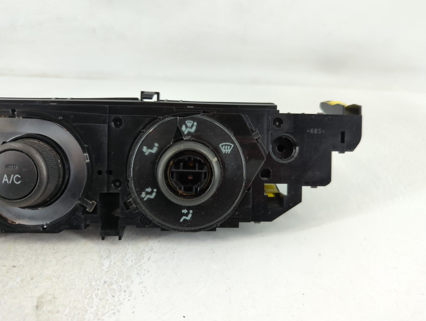 2002-2006 Toyota Camry Climate Control Module Temperature AC/Heater Replacement P/N:55902-06040-E1 Fits OEM Used Auto Parts - Oemusedautoparts1.com