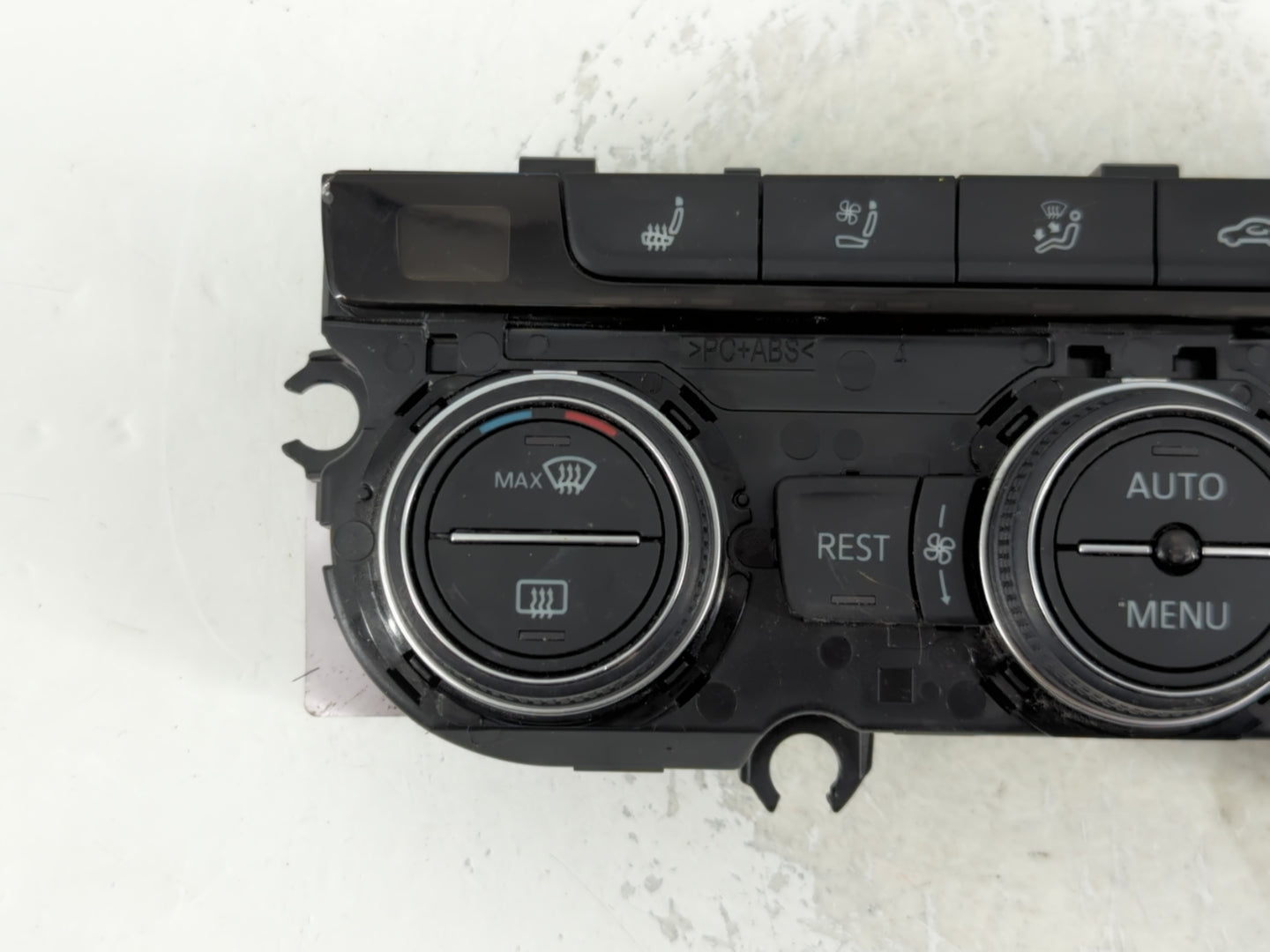 2018 Volkswagen Atlas Climate Control Module Temperature AC/Heater Replacement P/N:3CN907044M Fits OEM Used Auto Parts - Oemusedautoparts1.com