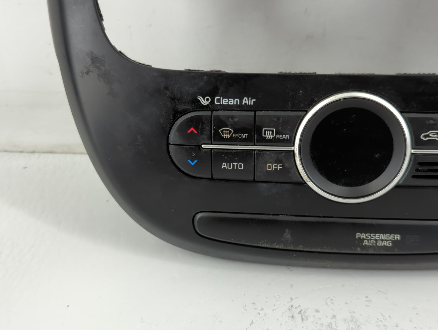 2017-2019 Kia Soul Climate Control Module Temperature AC/Heater Replacement P/N:97250-B2DQ1CA Fits Fits 2017 2018 2019 OEM Used Auto Parts - Oemusedautoparts1.com