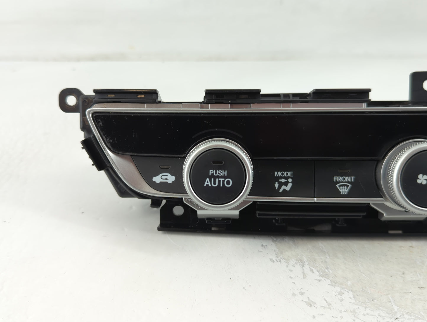 2018-2020 Honda Accord Climate Control Module Temperature AC/Heater Replacement P/N:2100A1 161329 79610TVAA016M1 Fits OEM Used Auto Parts - Oemusedautoparts1.com