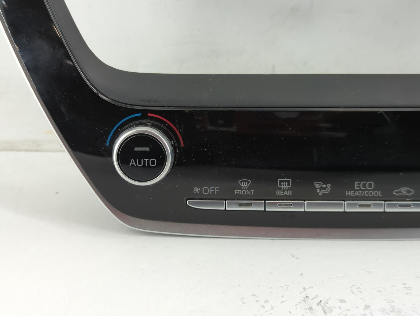 2022 Toyota Corolla Climate Control Module Temperature AC/Heater Replacement P/N:55900-02D30 75K533 Fits OEM Used Auto Parts - Oemusedautoparts1.com