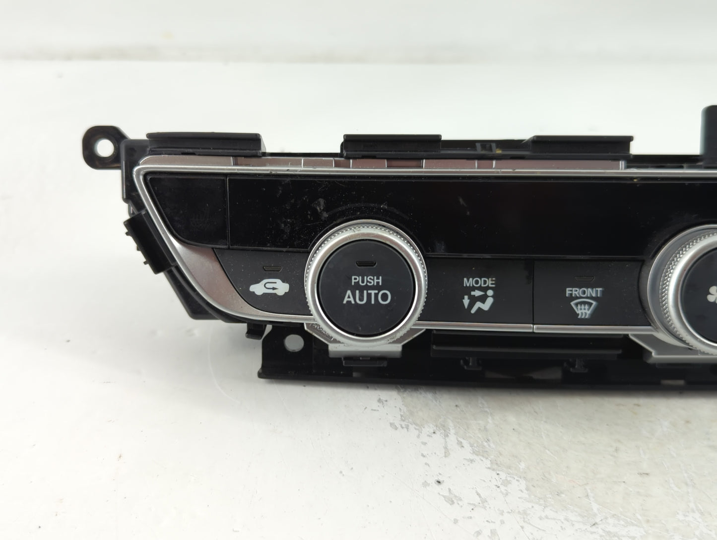 2018-2020 Honda Accord Climate Control Module Temperature AC/Heater Replacement P/N:79610TVAA710M1 Fits Fits 2018 2019 2020 OEM Used Auto Parts - Oemusedautoparts1.com