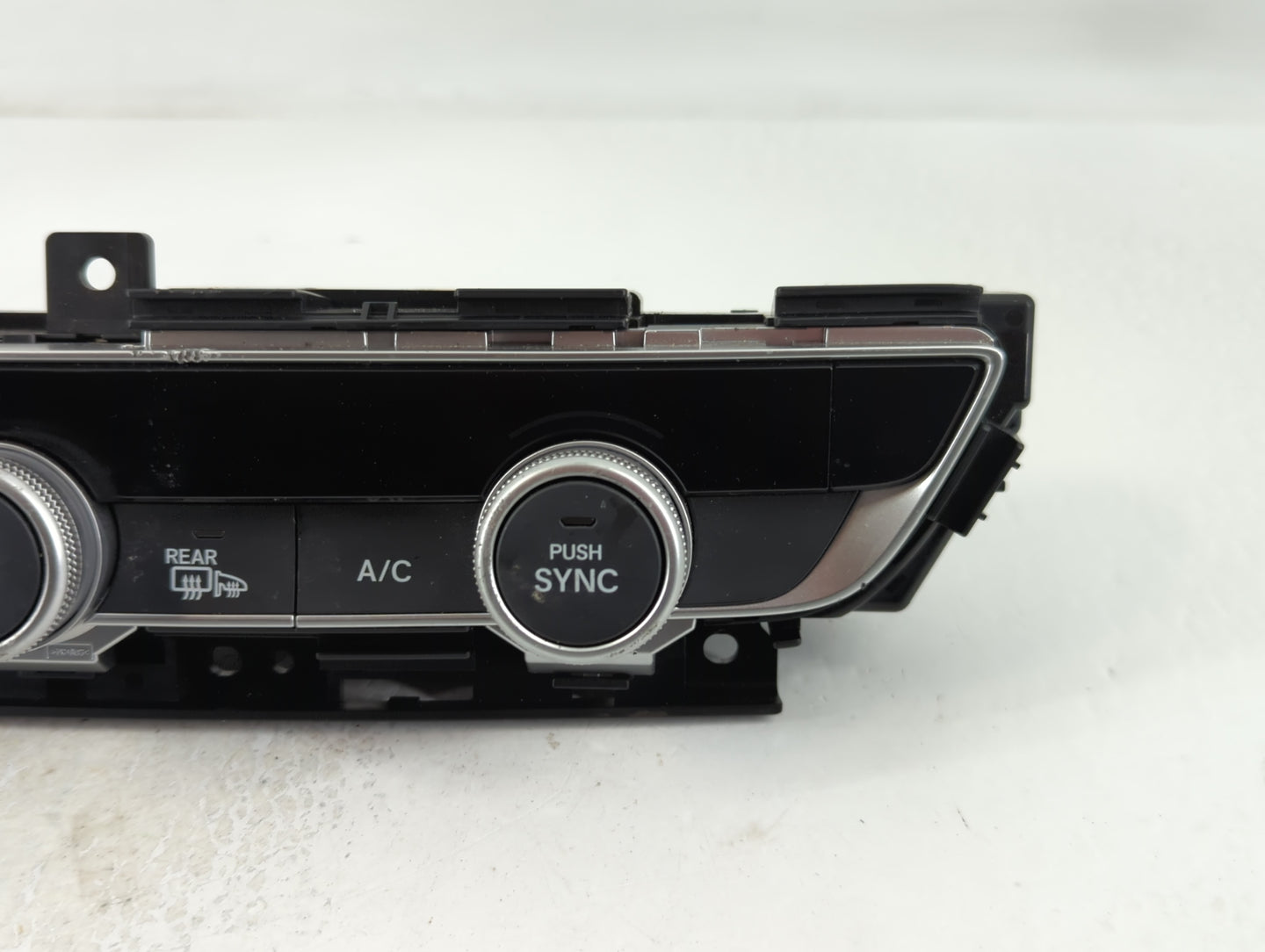 2018-2020 Honda Accord Climate Control Module Temperature AC/Heater Replacement P/N:79610TVAA710M1 Fits Fits 2018 2019 2020 OEM Used Auto Parts - Oemusedautoparts1.com