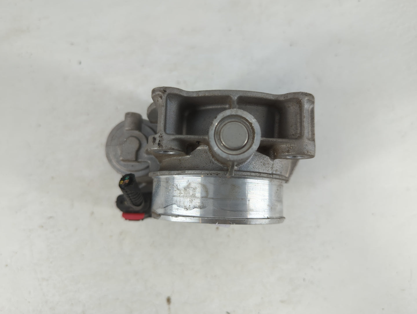 2017-2022 Chevrolet Traverse Throttle Body P/N:12632172BA Fits Fits 2012 2013 2014 2015 2016 2017 2018 2019 2020 2021 2022 OEM Used Auto Parts - Oemusedautoparts1.com