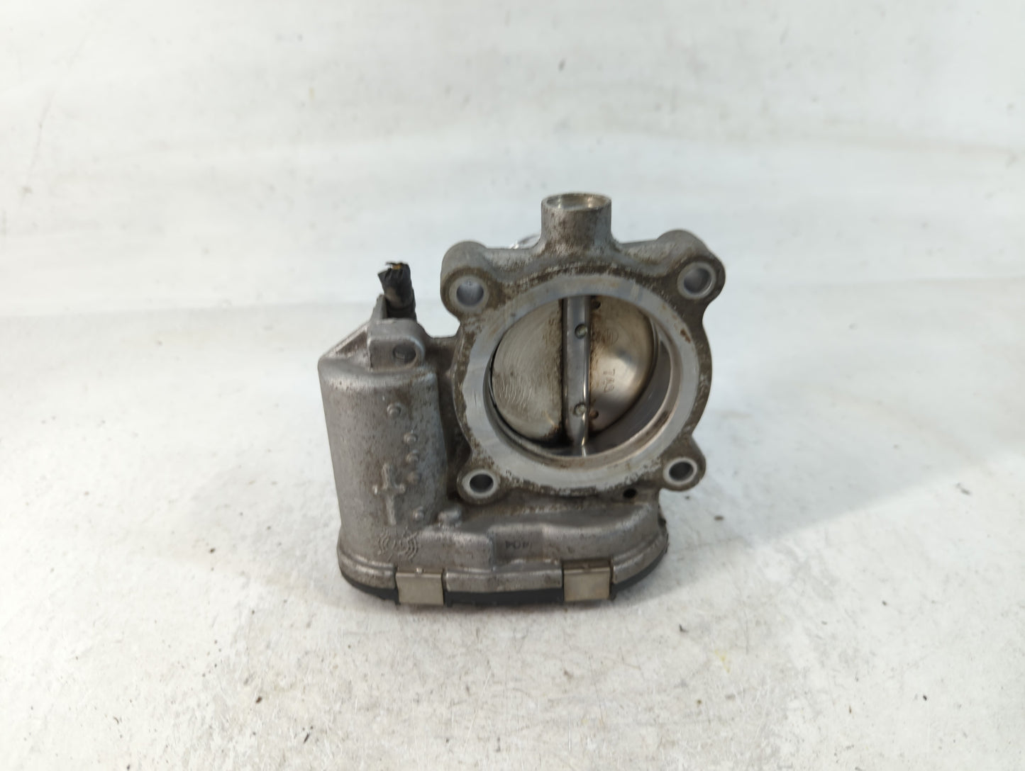 2017-2020 Lincoln Mkz Throttle Body P/N:DS7E-9F991-BB Fits Fits 2014 2015 2016 2017 2018 2019 2020 2021 2022 OEM Used Auto Parts - Oemusedautoparts1.com