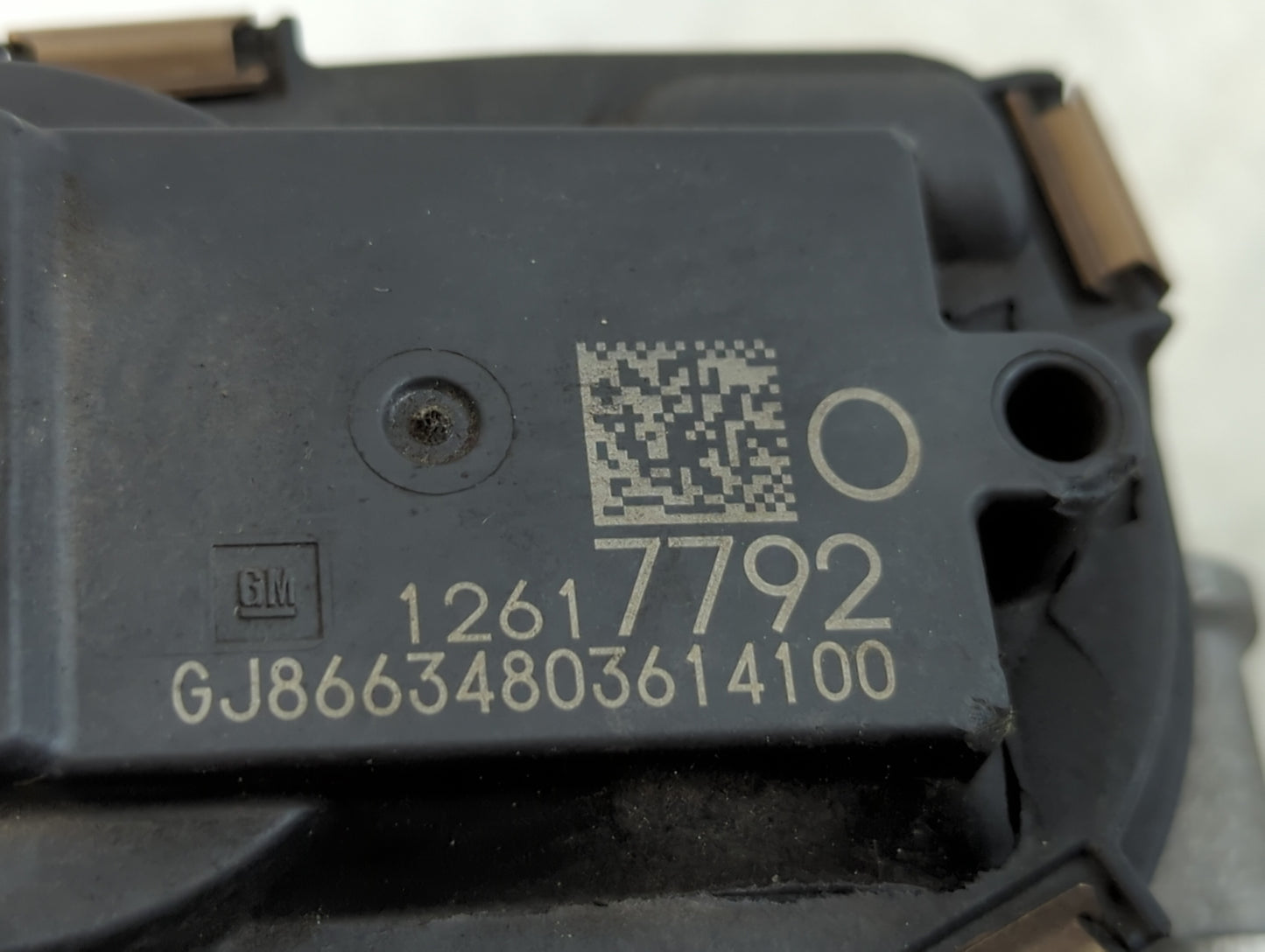 2014-2022 Chevrolet Silverado 1500 Throttle Body P/N:12617792 Fits Fits 2014 2015 2016 2017 2018 2019 2020 2021 2022 OEM Used Auto Parts - Oemusedautoparts1.com