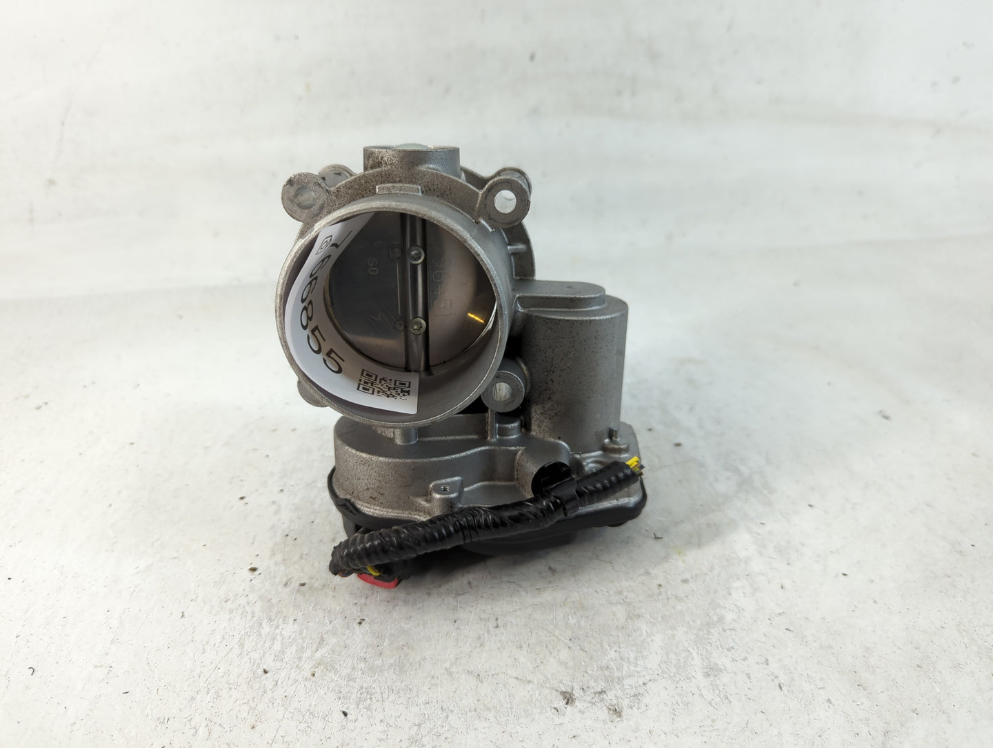 2013-2020 Ford Fusion Throttle Body P/N:DS7E-9F991-AK Fits Fits 2013 2014 2015 2016 2017 2018 2019 2020 2021 2022 OEM Used Auto Parts - Oemusedautoparts1.com