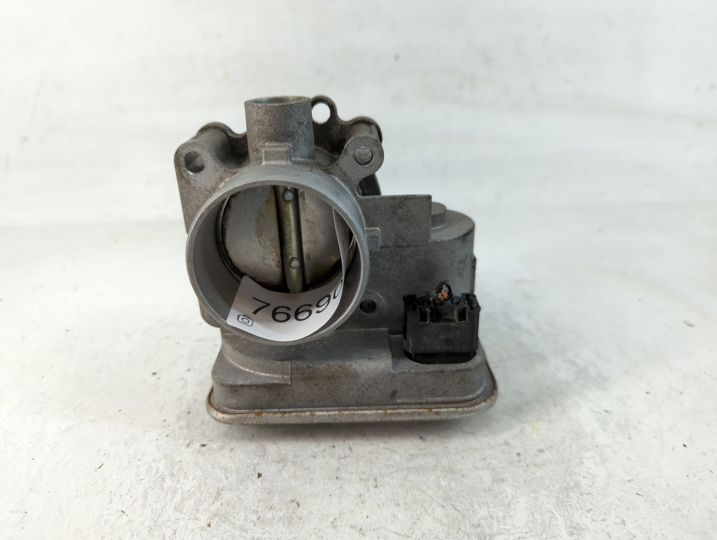 2008-2014 Dodge Avenger Throttle Body Fits Fits 2007 2008 2009 2010 2011 2012 2013 2014 2015 2016 2017 2018 OEM Used Auto Parts