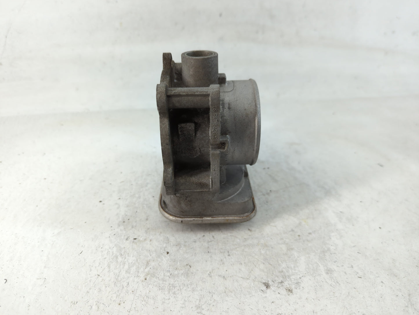 2008-2014 Dodge Avenger Throttle Body Fits Fits 2007 2008 2009 2010 2011 2012 2013 2014 2015 2016 2017 2018 OEM Used Auto Parts