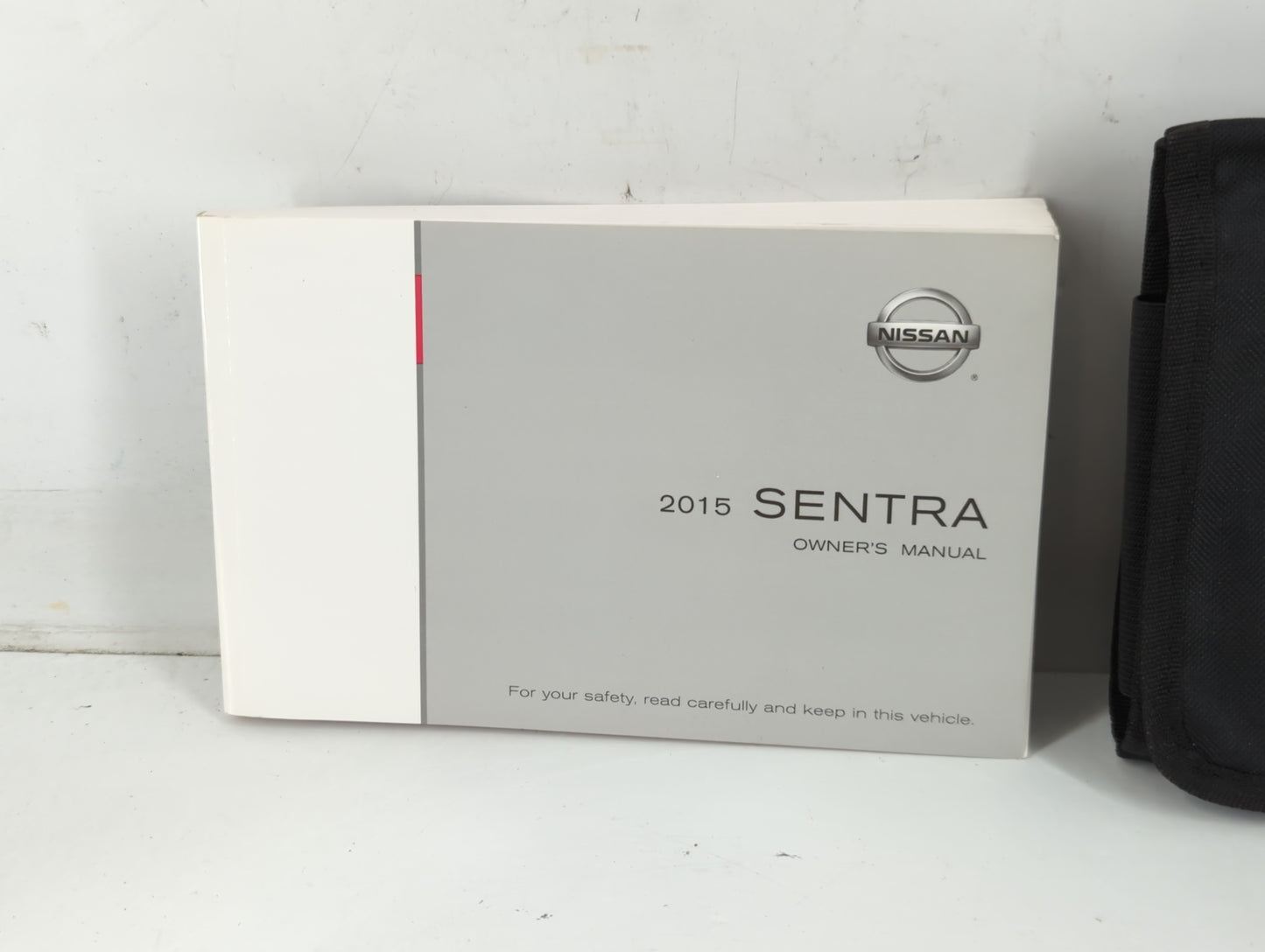 2015 Nissan Sentra Owners Manual Book Guide P/N:OM15EM OB17U1 OEM Used Auto Parts - Oemusedautoparts1.com