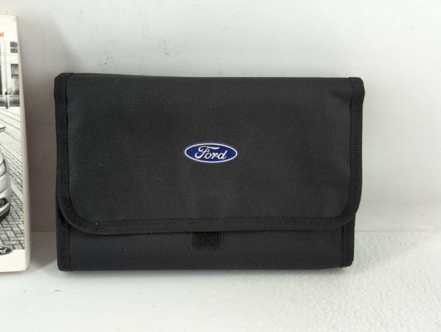 2016 Ford Fusion Owners Manual Book Guide P/N:GE5J 19A321 AA OEM Used Auto Parts - Oemusedautoparts1.com