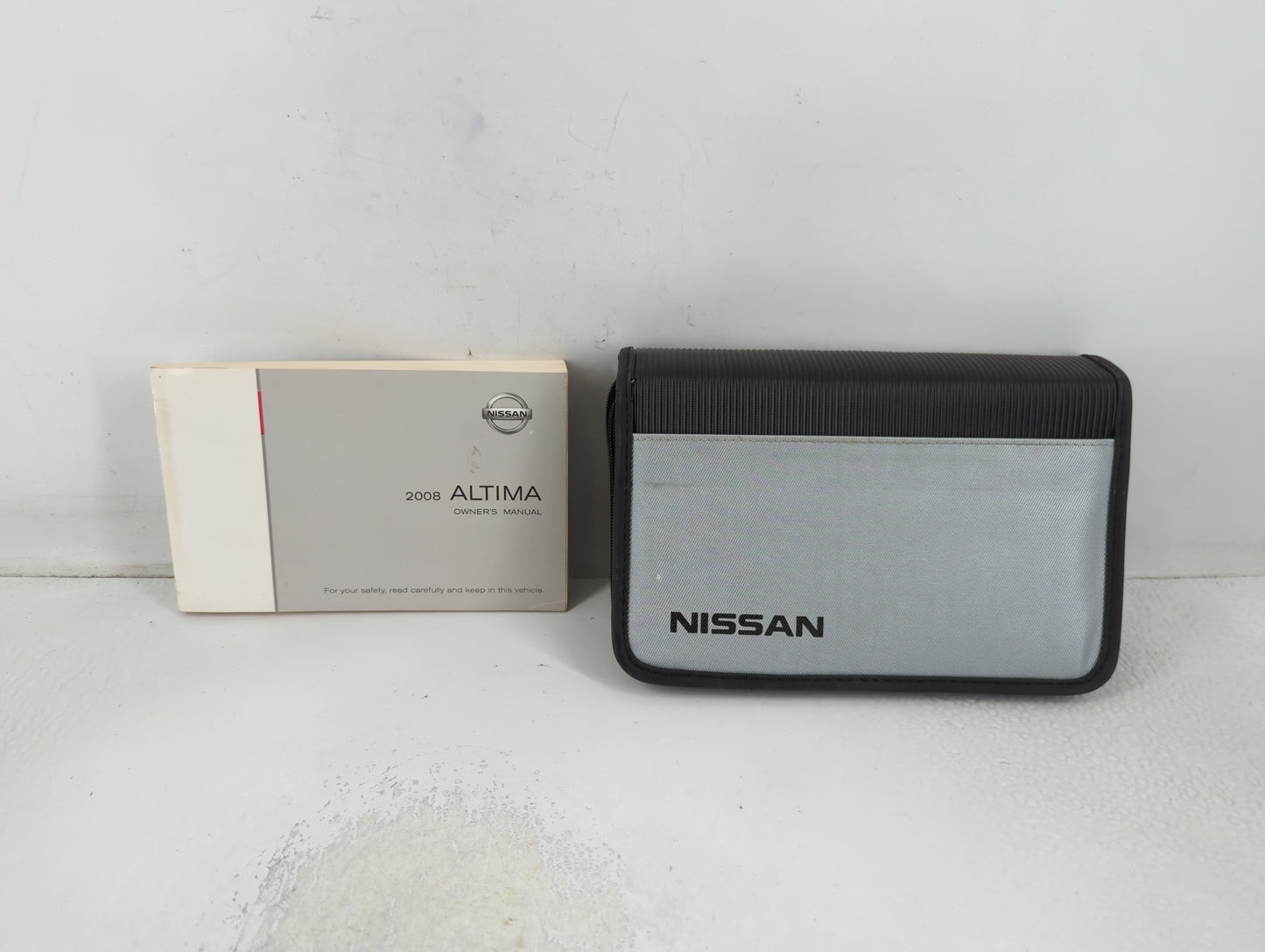 2008 Nissan Altima Owners Manual Book Guide P/N:OM8E-0L32U2 OEM Used Auto Parts - Oemusedautoparts1.com