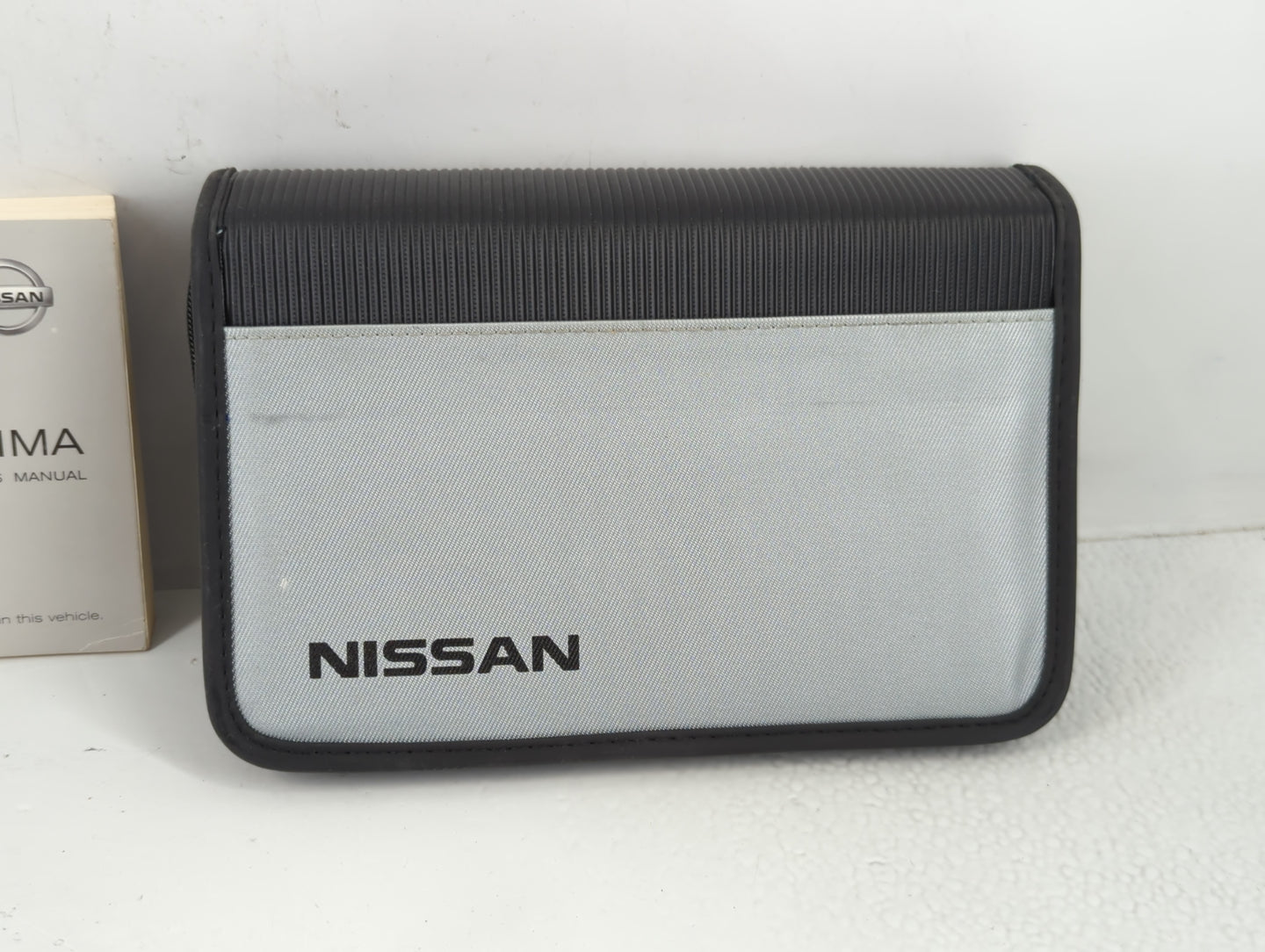 2008 Nissan Altima Owners Manual Book Guide P/N:OM8E-0L32U2 OEM Used Auto Parts - Oemusedautoparts1.com