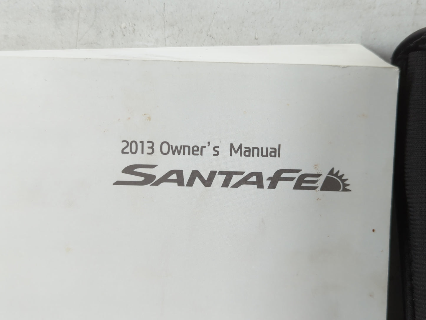 2013 Hyundai Santa Fe Owners Manual Book Guide P/N:DB80-EU34C OEM Used Auto Parts - Oemusedautoparts1.com