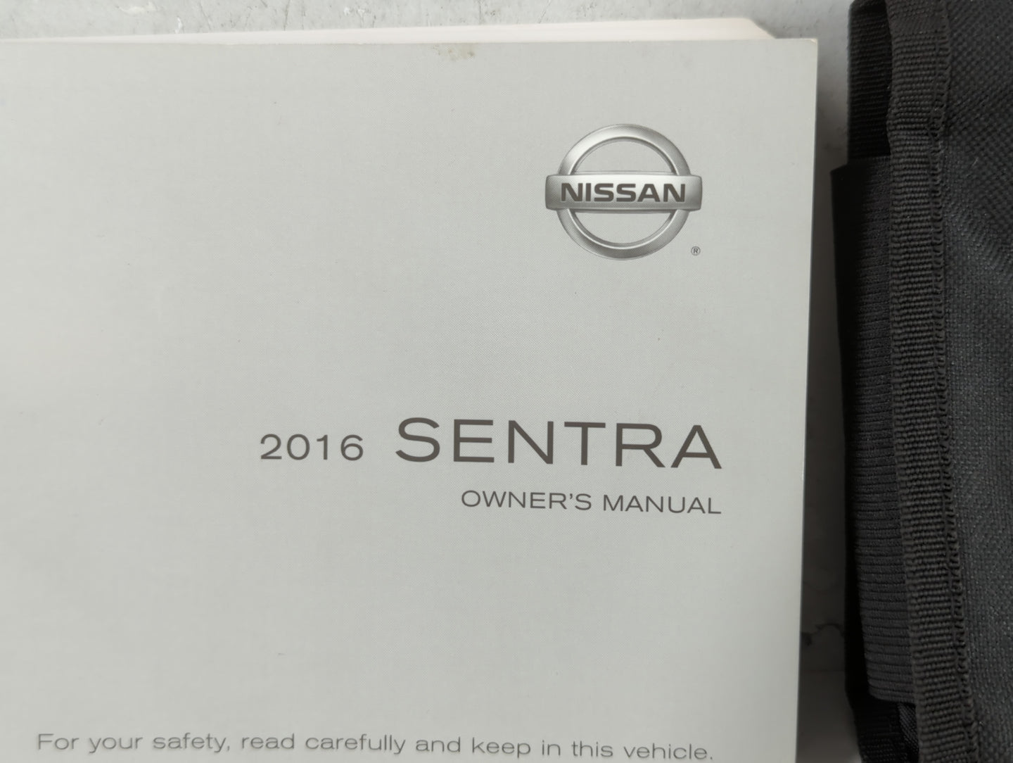 2016 Nissan Sentra Owners Manual Book Guide P/N:OM16EM 0B17U1 OEM Used Auto Parts - Oemusedautoparts1.com