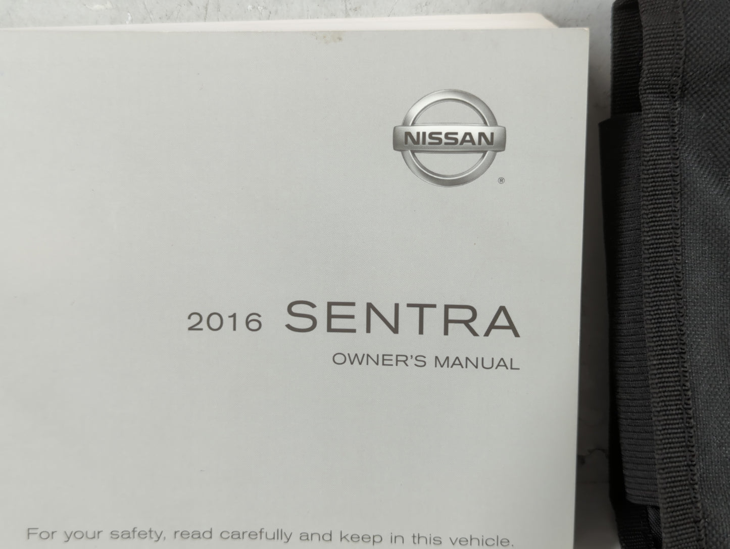 2016 Nissan Sentra Owners Manual Book Guide P/N:OM16EM 0B17U1 OEM Used Auto Parts - Oemusedautoparts1.com