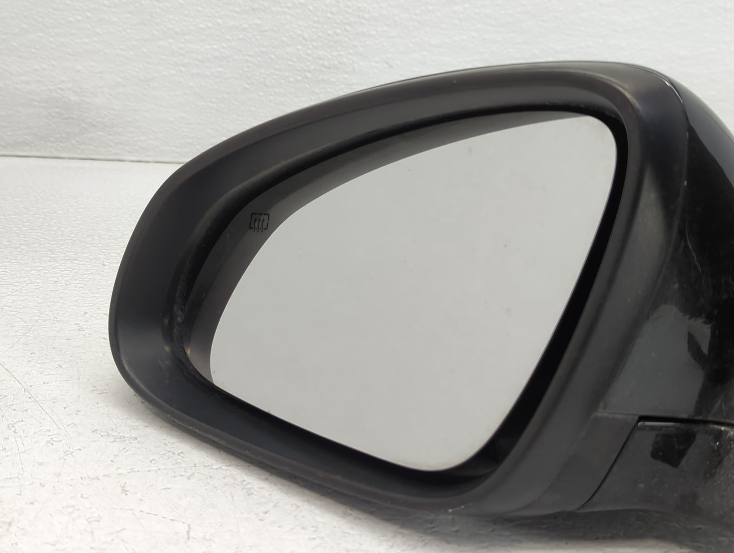 2012-2017 Buick Verano Side Mirror Replacement Driver Left View Door Mirror P/N:84000886 D1SB Fits OEM Used Auto Parts - Oemusedautoparts1.com