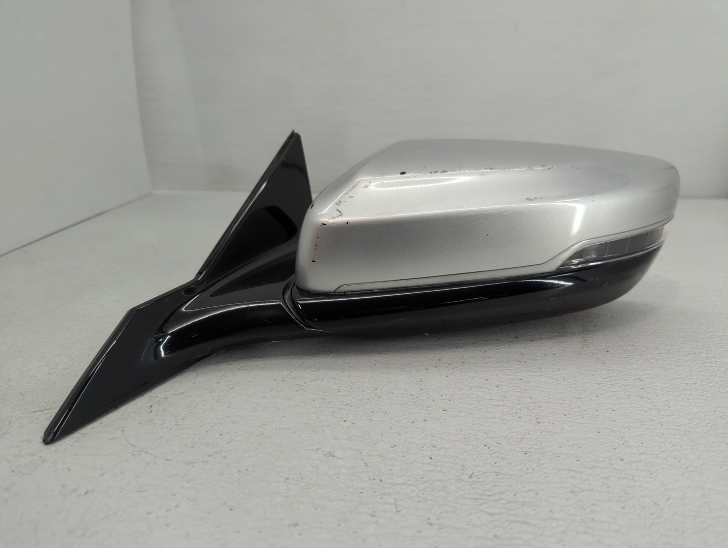 2015-2019 Cadillac Cts Side Mirror Replacement Driver Left View Door Mirror P/N:780001AC Fits Fits 2015 2016 2017 2018 2019 OEM Used Auto Parts - Oemusedautoparts1.com