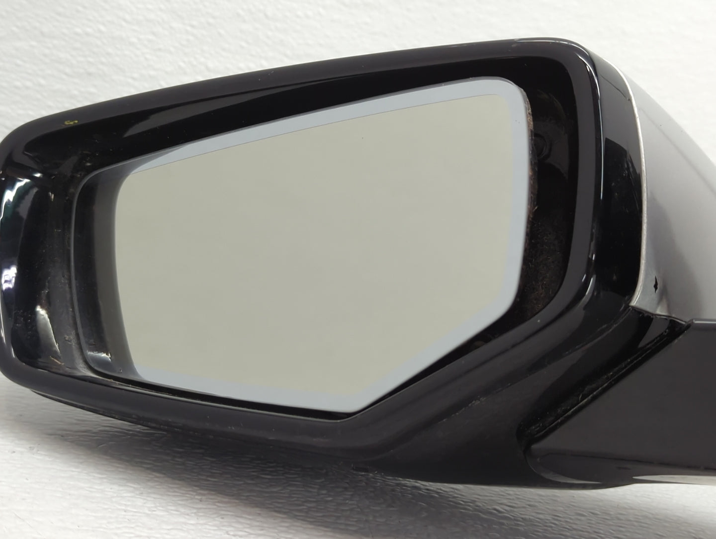 2015-2019 Cadillac Cts Side Mirror Replacement Driver Left View Door Mirror P/N:780001AC Fits Fits 2015 2016 2017 2018 2019 OEM Used Auto Parts - Oemusedautoparts1.com