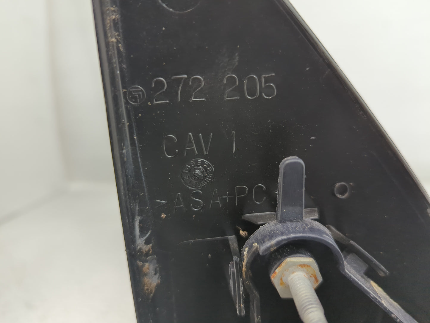 1999-2007 Chevrolet Silverado 2500 Side Mirror Replacement Driver Left View Door Mirror P/N:18 8 2006 20 47 15106007 Fits OEM Used Auto Parts - Oemusedautoparts1.com