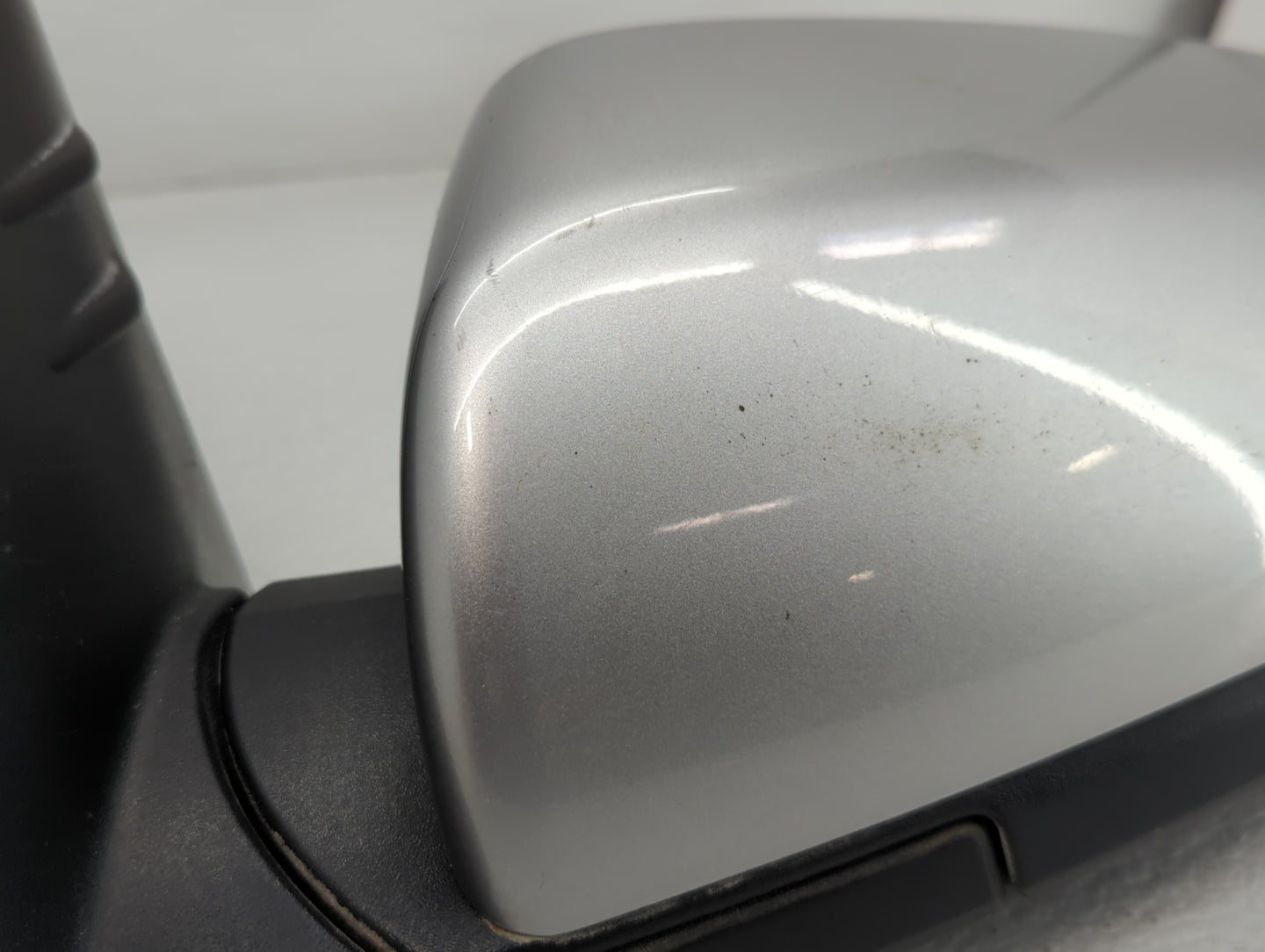 2020 Hyundai Venue Side Mirror Replacement Driver Left View Door Mirror P/N:E13049894 E13049889 Fits OEM Used Auto Parts - Oemusedautoparts1.com