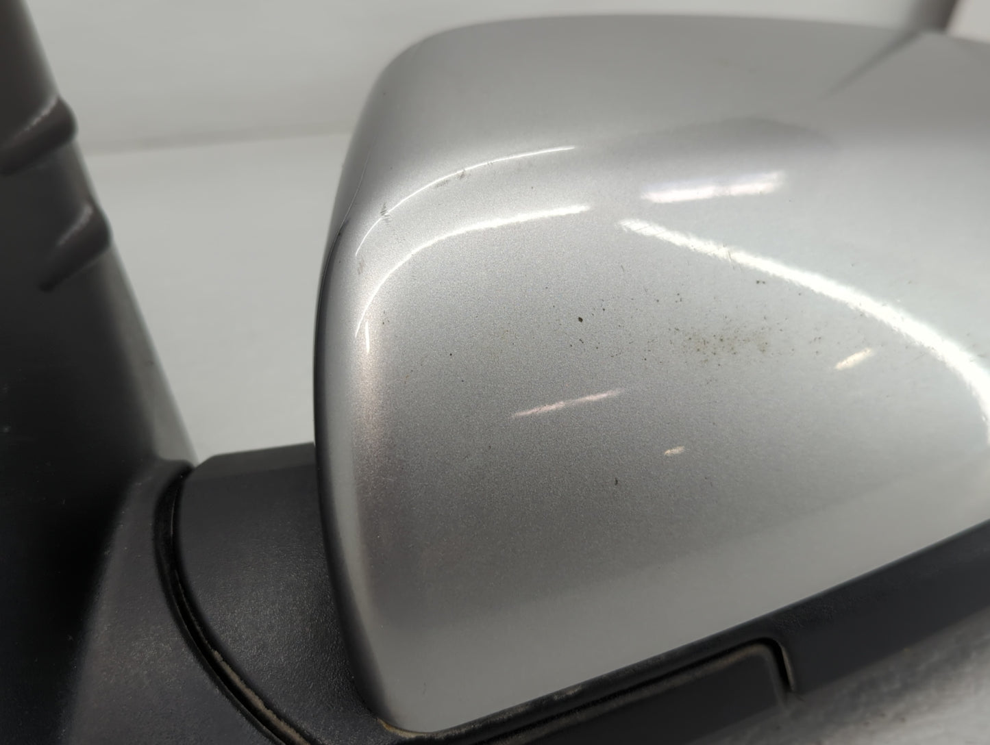 2020 Hyundai Venue Side Mirror Replacement Driver Left View Door Mirror P/N:E13049894 E13049889 Fits OEM Used Auto Parts - Oemusedautoparts1.com