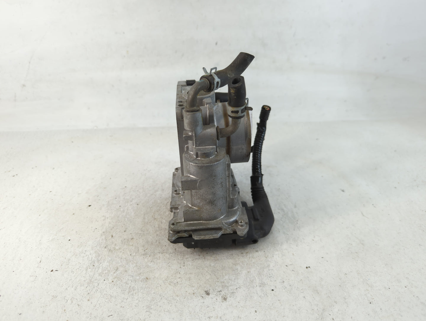 2016-2022 Honda Hr-V Throttle Body P/N:GM1 3B 151027 Fits Fits 2012 2013 2014 2015 2016 2017 2018 2019 2020 2021 2022 OEM Used Auto Parts - Oemusedautoparts1.com