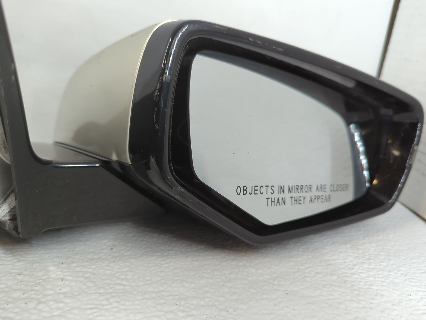 2015-2019 Cadillac Cts Side Mirror Replacement Passenger Right View Door Mirror P/N:IIIE11038140 Fits OEM Used Auto Parts - Oemusedautoparts1.com