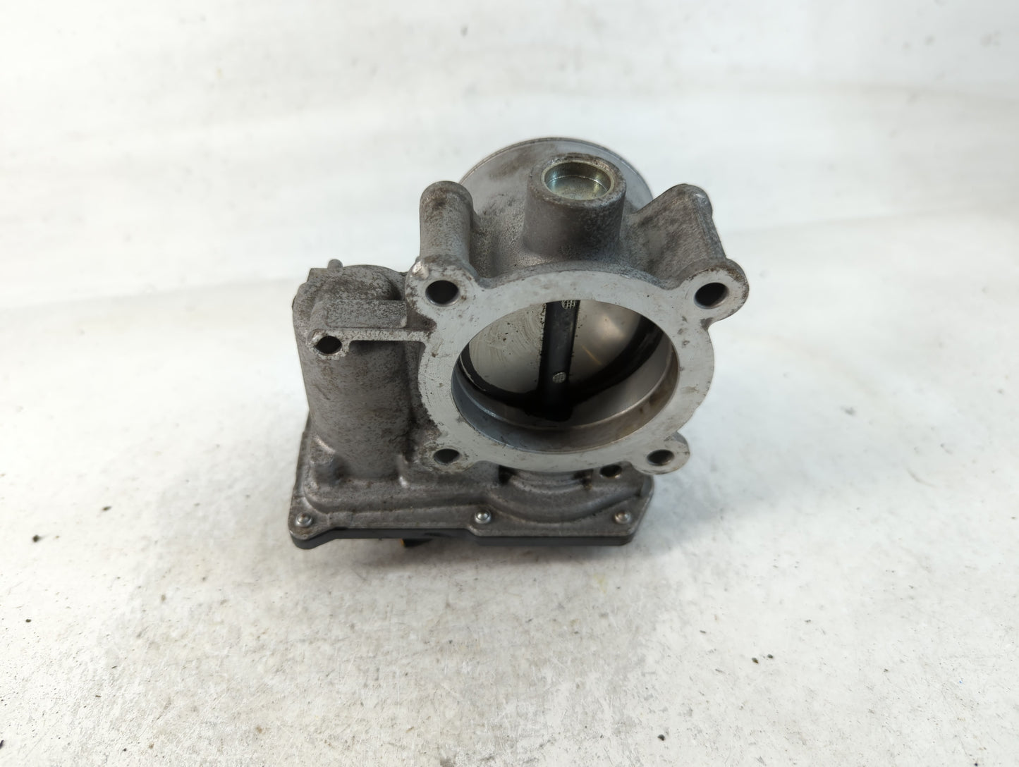 2014-2017 Mazda 6 Throttle Body P/N:PY01 13 640 A 1831 C13306 4020 Fits Fits 2014 2015 2016 2017 2018 OEM Used Auto Parts - Oemusedautoparts1.com