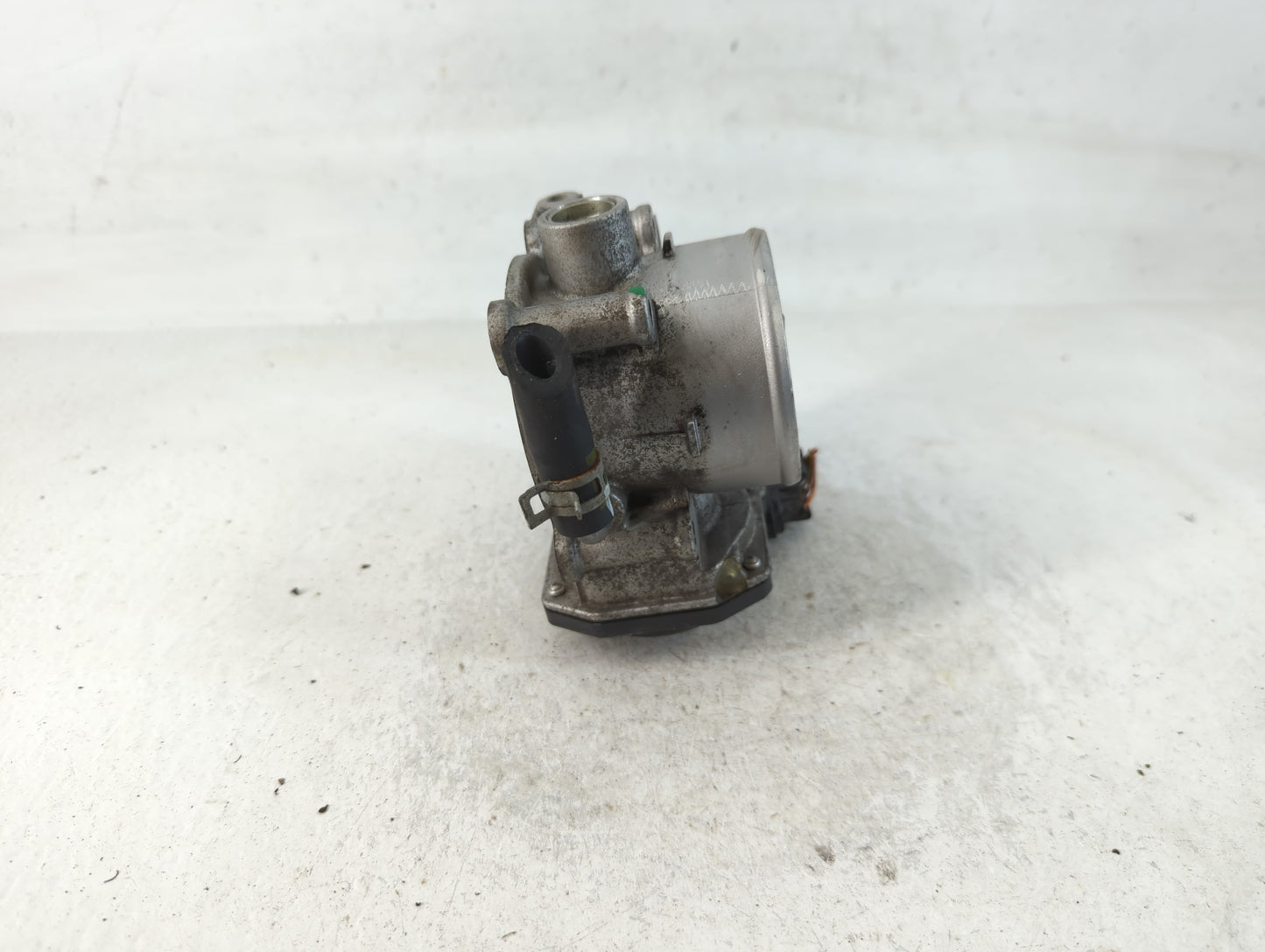 2020-2022 Kia Forte Throttle Body P/N:35100-2E710 Fits Fits 2020 2021 2022 OEM Used Auto Parts - Oemusedautoparts1.com