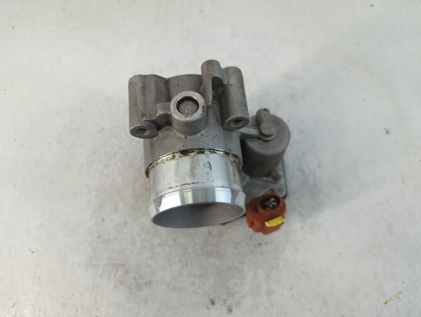 2017-2019 Ford Escape Throttle Body P/N:DS7G-9F991-CA K18 074 1787 Fits Fits 2014 2015 2016 2017 2018 2019 2020 OEM Used Auto Parts - Oemusedautoparts1.com