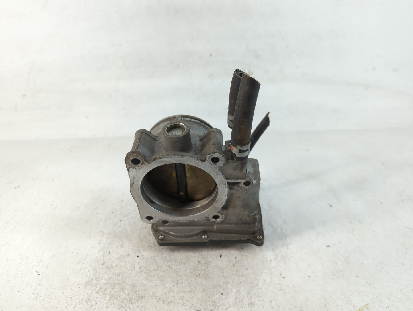 2007-2016 Toyota Sienna Throttle Body P/N:22030-0P050 Fits OEM Used Auto Parts - Oemusedautoparts1.com