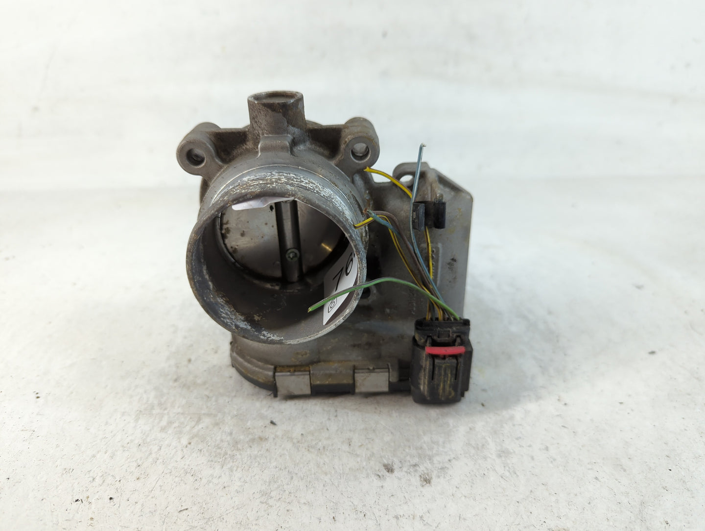 2014-2018 Ford Focus Throttle Body P/N:DS7E-9F991-BB Fits Fits 2014 2015 2016 2017 2018 2019 2020 2021 2022 OEM Used Auto Parts - Oemusedautoparts1.com