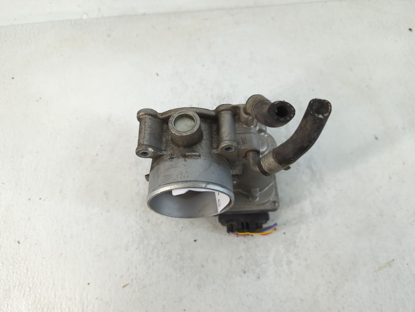 2011-2020 Hyundai Elantra Throttle Body P/N:35100-2E000 Fits Fits 2011 2012 2013 2014 2015 2016 2017 2018 2019 2020 2021 OEM Used Auto Parts - Oemusedautoparts1.com