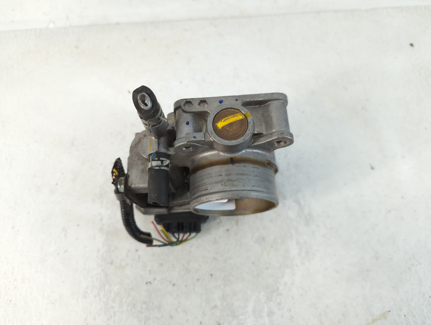 2016-2022 Honda Civic Throttle Body P/N:213393 M10623, GMH1A Fits Fits 2016 2017 2018 2019 2020 2021 2022 OEM Used Auto Parts - Oemusedautoparts1.com