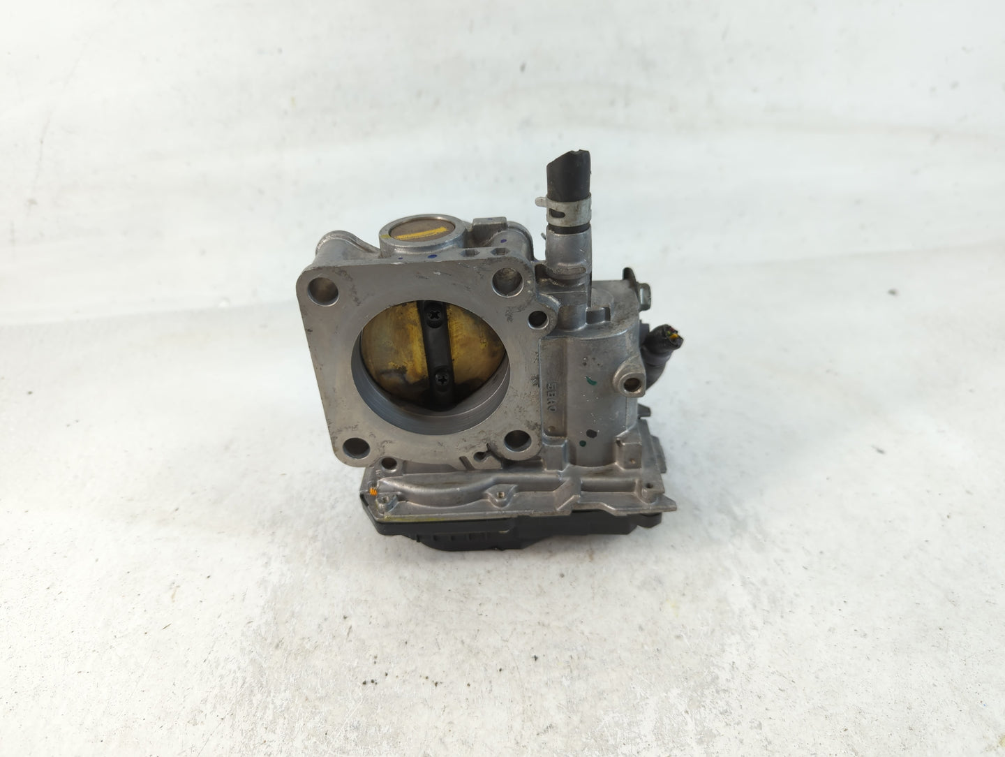 2016-2022 Honda Civic Throttle Body P/N:213393 M10623, GMH1A Fits Fits 2016 2017 2018 2019 2020 2021 2022 OEM Used Auto Parts - Oemusedautoparts1.com