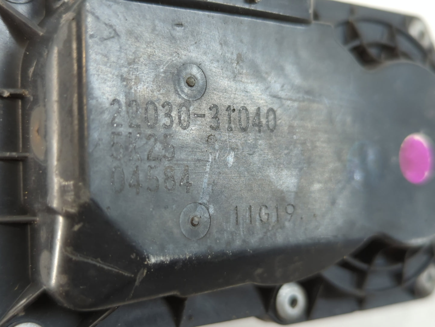 2006-2017 Lexus Is350 Throttle Body P/N:22030-31040 Fits Fits 2006 2007 2008 2009 2010 2011 2012 2013 2014 2015 2016 2017 OEM Used Auto Parts - Oemusedautoparts1.com