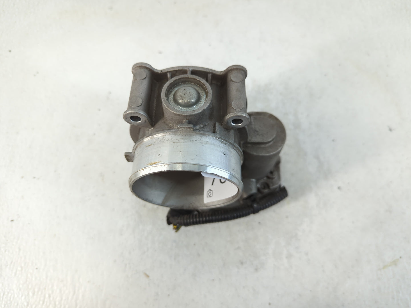 2015-2017 Ford Expedition Throttle Body P/N:170954004247 BL3T-9F991-AH Fits Fits 2011 2012 2013 2014 2015 2016 2017 2018 2019 OEM Used Auto Parts - Oemusedautoparts1.com