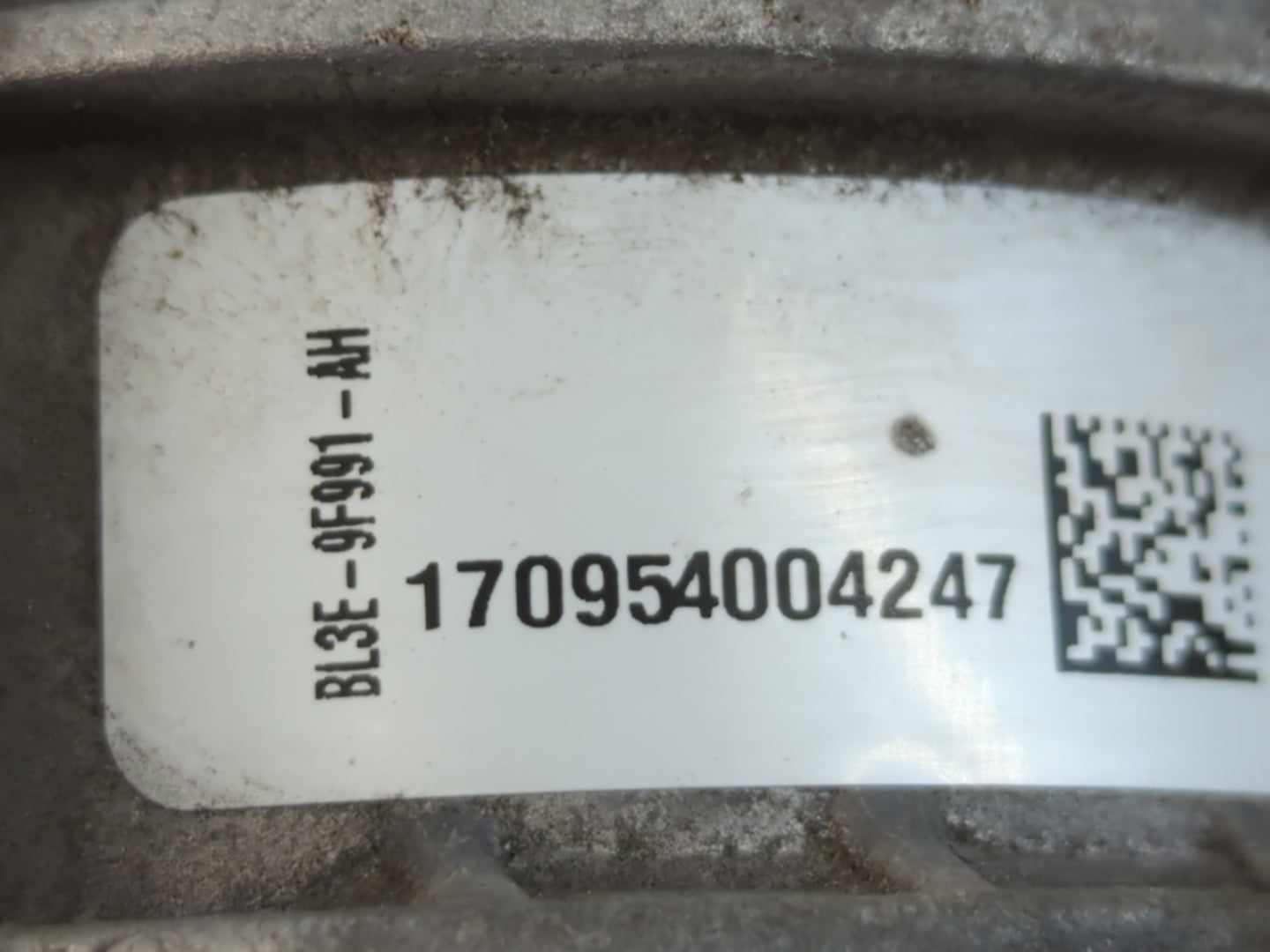 2015-2017 Ford Expedition Throttle Body P/N:170954004247 BL3T-9F991-AH Fits Fits 2011 2012 2013 2014 2015 2016 2017 2018 2019 OEM Used Auto Parts - Oemusedautoparts1.com