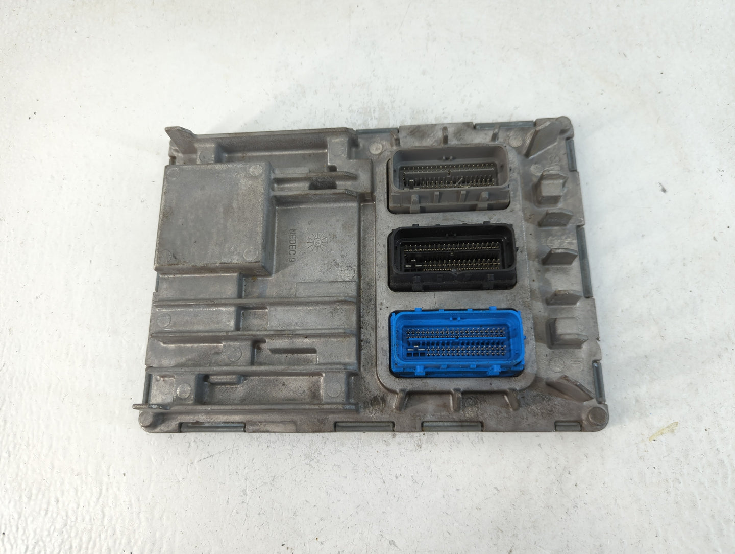 2019-2021 Chevrolet Blazer PCM Engine Control Computer ECU ECM PCU OEM P/N:12697045 Fits Fits 2017 2018 2019 2020 2021 2022 OEM Used Auto Parts - Oemusedautoparts1.com