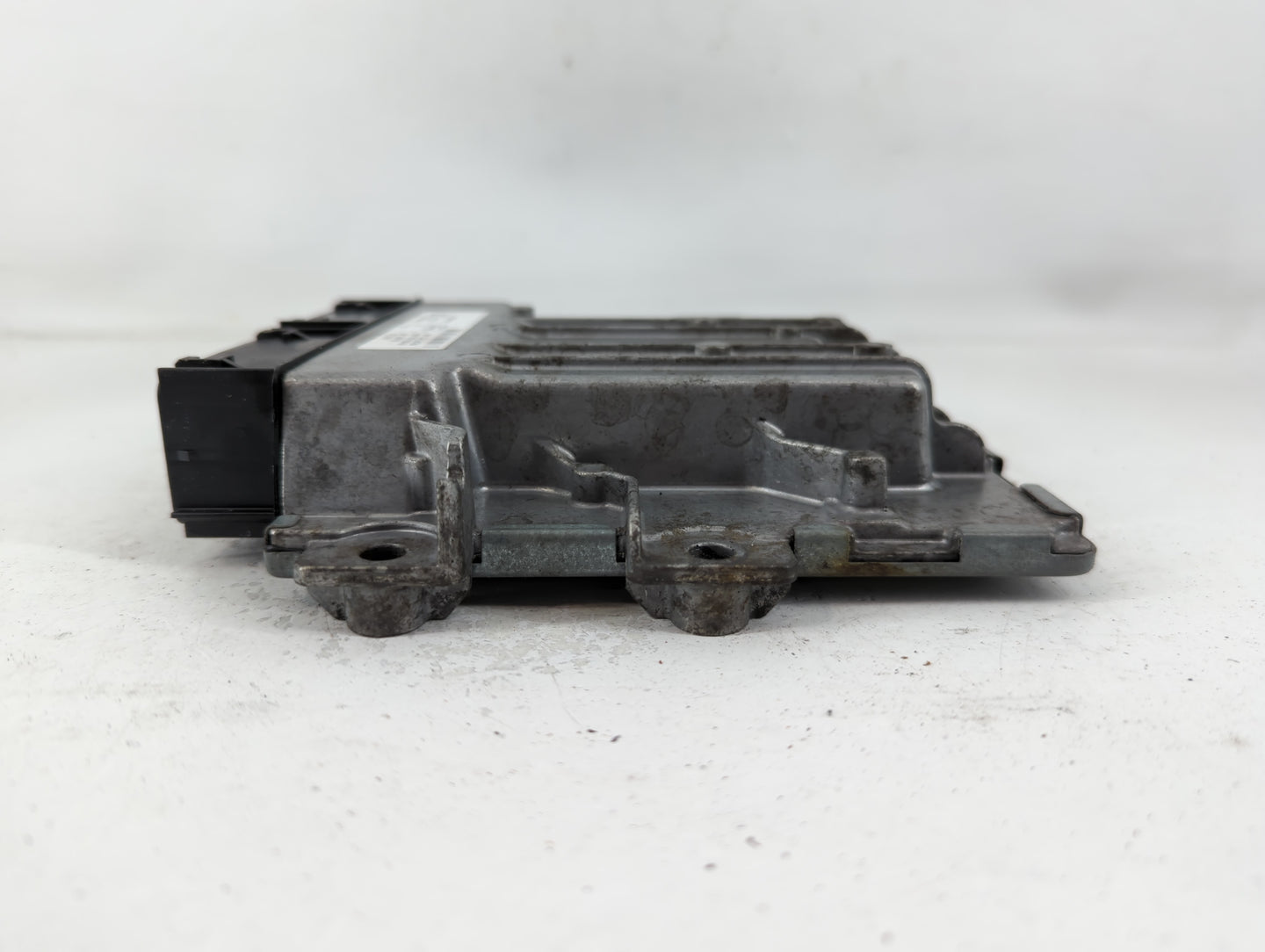 2017-2018 Ford Escape PCM Engine Control Computer ECU ECM PCU OEM P/N:FV6A-12B684-AB HJ5A-12A650-MA Fits Fits 2017 2018 OEM Used Auto Parts - Oemusedautoparts1.com