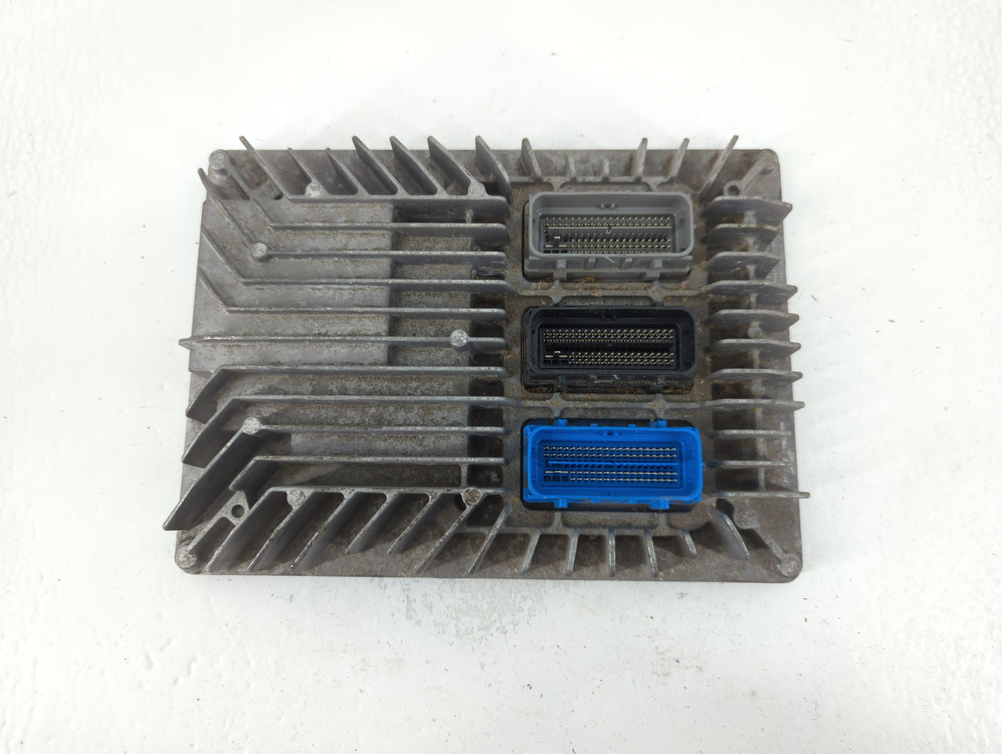 2013-2016 Chevrolet Equinox PCM Engine Control Computer ECU ECM PCU OEM P/N:12655476 12653998 Fits Fits 2013 2014 2015 2016 OEM Used Auto Parts - Oemusedautoparts1.com