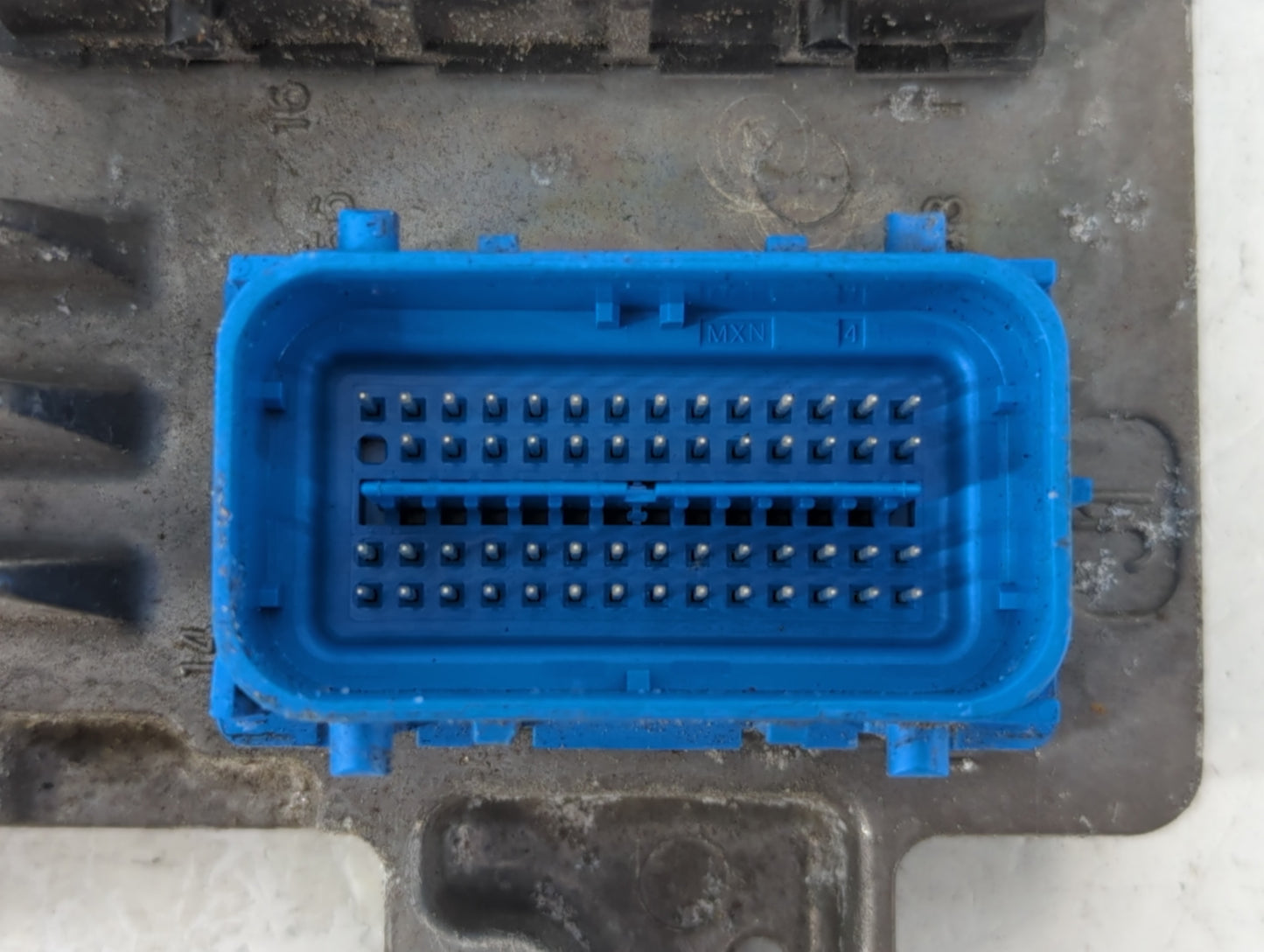 2013 Chevrolet Silverado 2500 PCM Engine Control Computer ECU ECM PCU OEM P/N:12654015 12643636 Fits Fits 2014 2015 2016 2017 OEM Used Auto Parts - Oemusedautoparts1.com