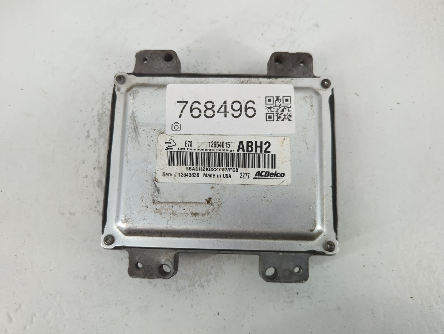 2013 Chevrolet Silverado 2500 PCM Engine Control Computer ECU ECM PCU OEM P/N:12654015 12643636 Fits Fits 2014 2015 2016 2017 OEM Used Auto Parts - Oemusedautoparts1.com