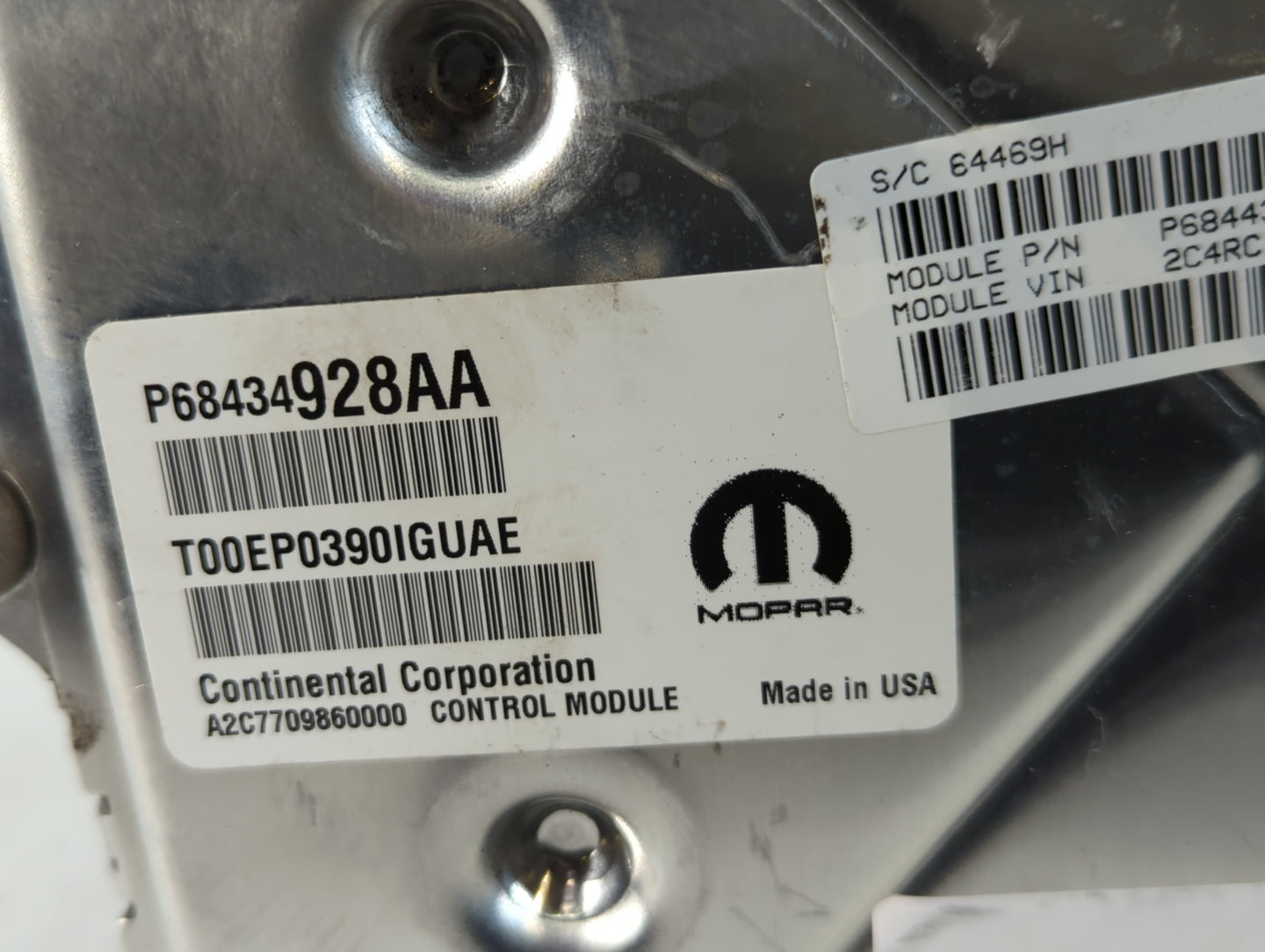 2020 Chrysler Voyager PCM Engine Control Computer ECU ECM PCU OEM P/N:P68443124AC P68434928AA Fits Fits 2018 2019 OEM Used Auto Parts - Oemusedautoparts1.com