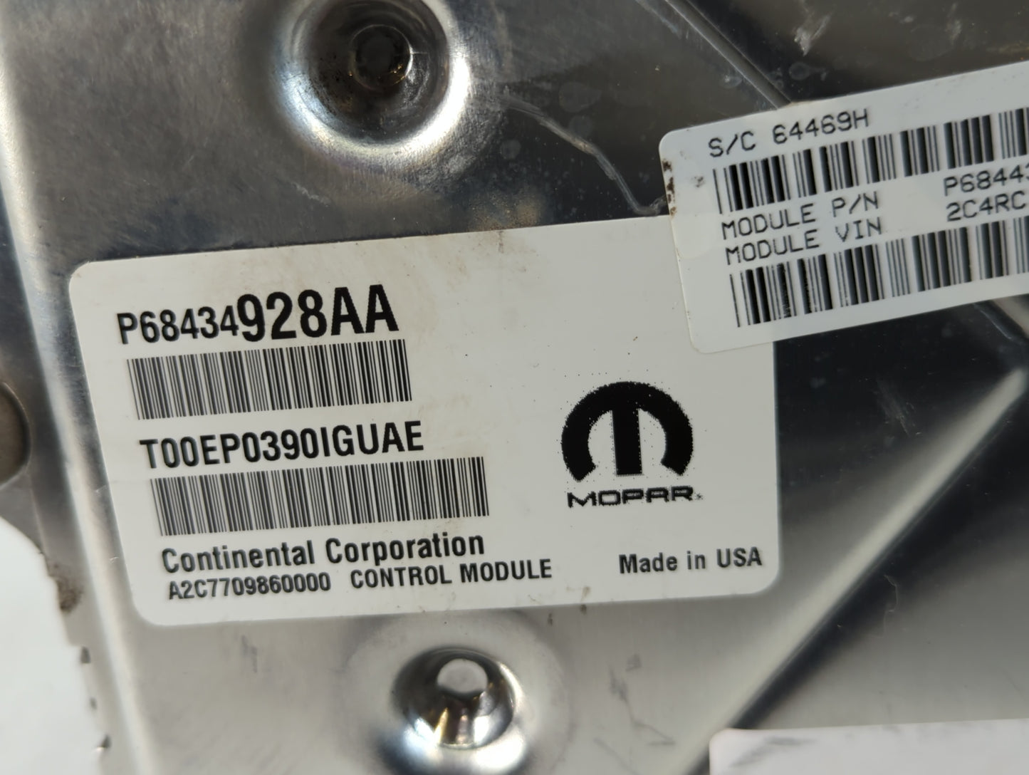 2020 Chrysler Voyager PCM Engine Control Computer ECU ECM PCU OEM P/N:P68443124AC P68434928AA Fits Fits 2018 2019 OEM Used Auto Parts - Oemusedautoparts1.com