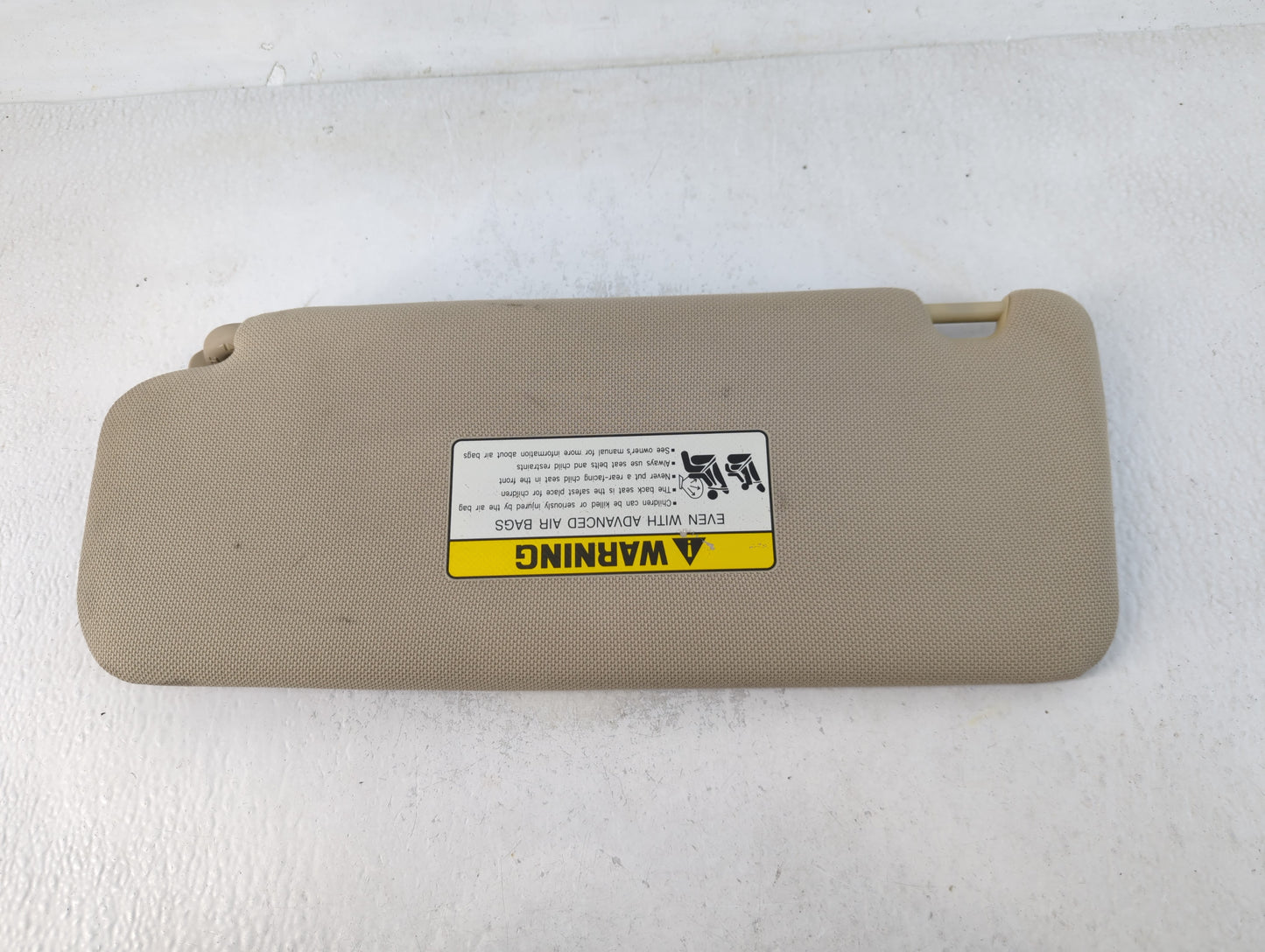 2015-2019 Hyundai Sonata Sun Visor Shade Replacement Passenger Right Mirror Fits Fits 2015 2016 2017 2018 2019 OEM Used Auto Parts - Oemusedautoparts1.com