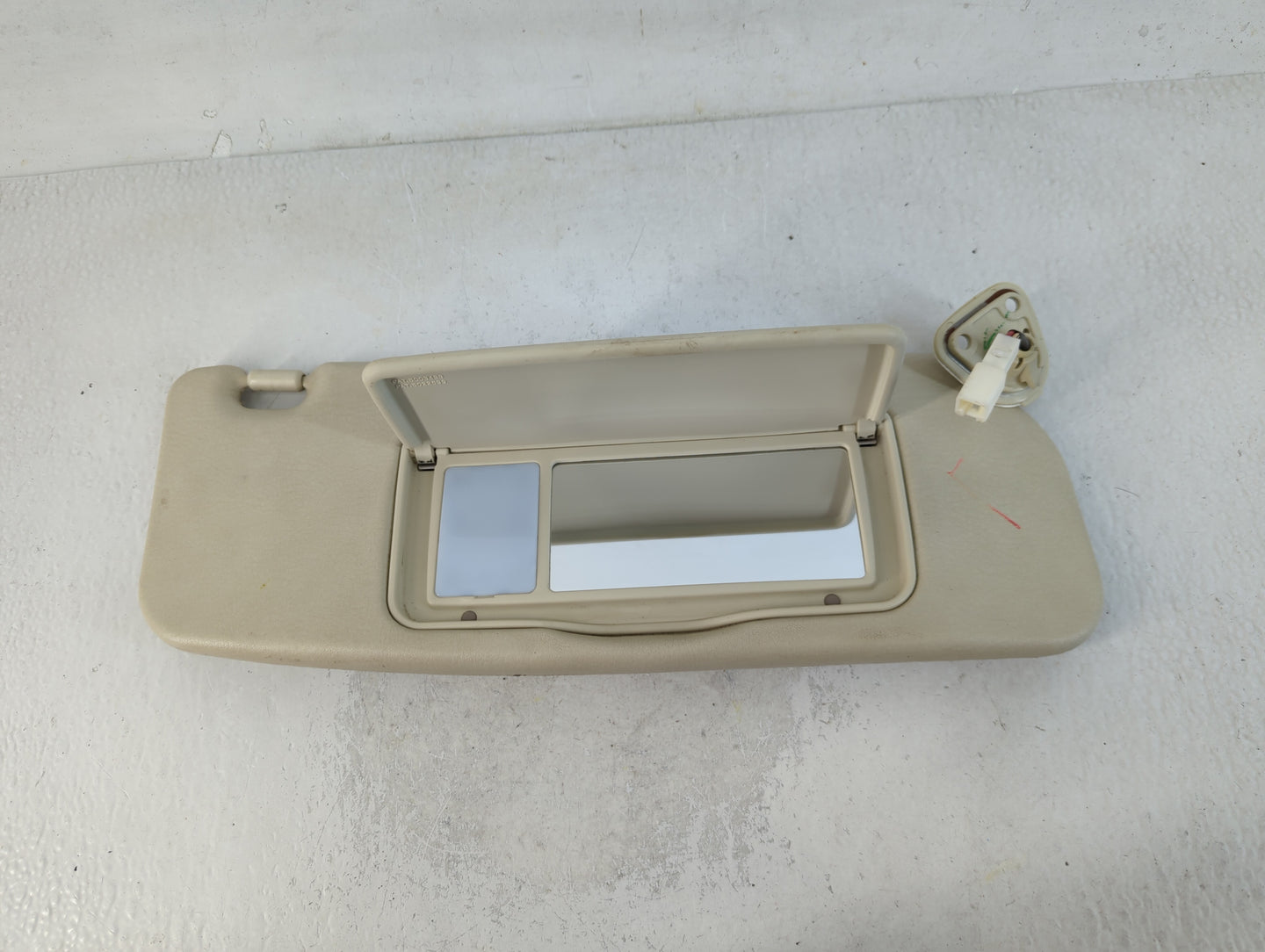 2002-2006 Lexus Sc430 Sun Visor Shade Replacement Passenger Right Mirror Fits Fits 2002 2003 2004 2005 2006 OEM Used Auto Parts - Oemusedautoparts1.com